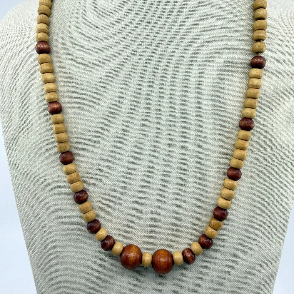 N/A earthy necklace